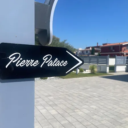 بيت للعطل Pierre Palace